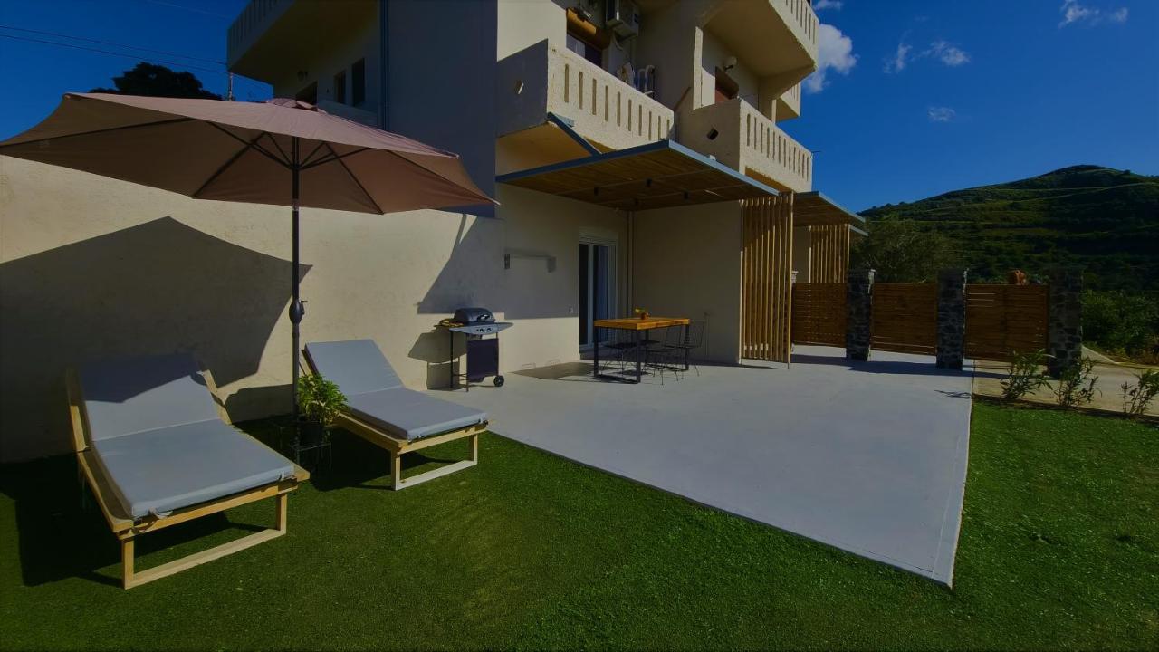 Gratelia Apartment Damnoni Exterior photo
